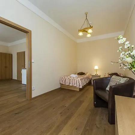 Lublanka מלון 3*